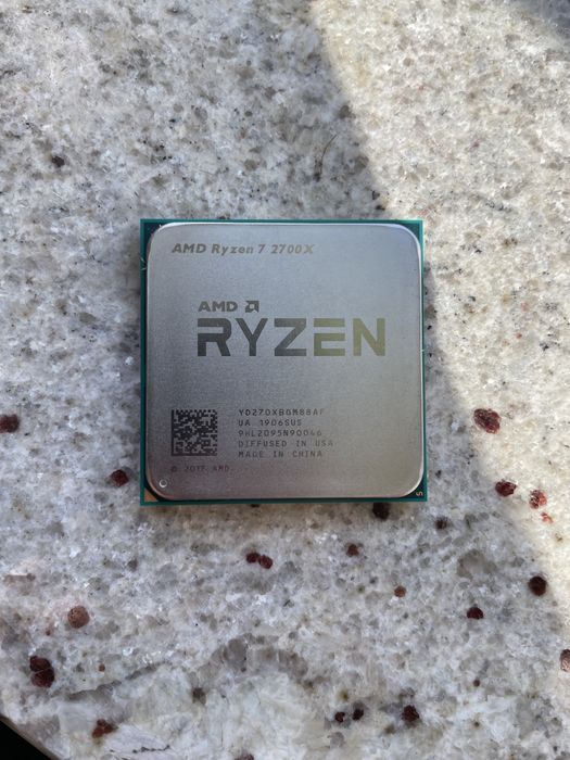 Procesor AMD Ryzen 7 2700X, 3.7 GHz, 16 MB