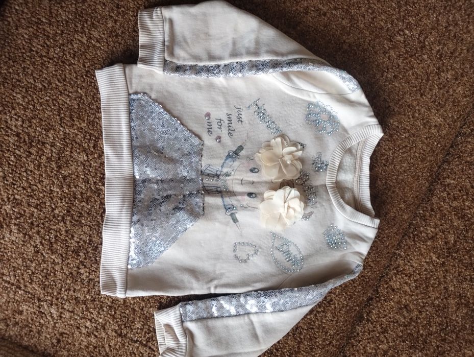 Віддам одяг до 1 року життя