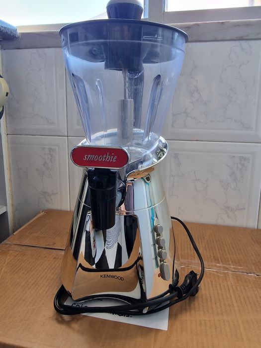 Liquidificadora Kenwood como nova