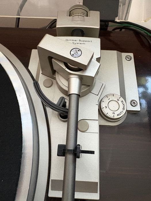 Gramofon Hitachi HT-500 Idealny stan oryginał