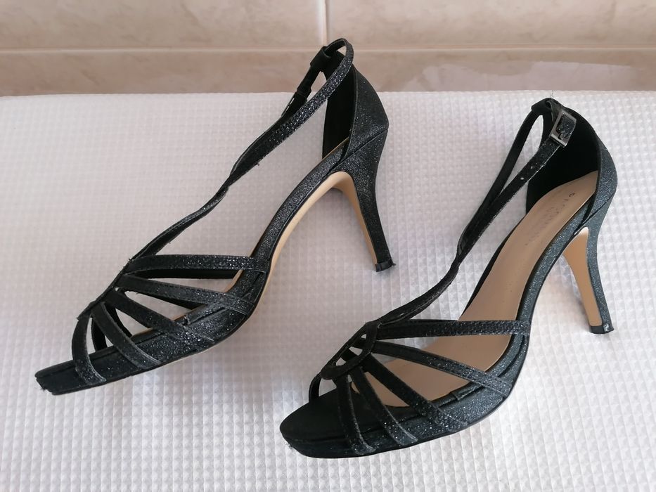 Sandálias pretas, 39