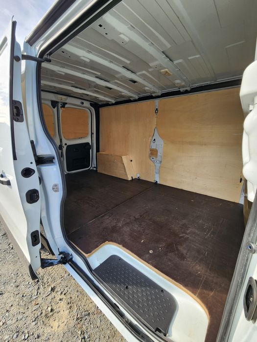 Рено трафіки 2020 і 2021 років, 2.0 дизель, 88 квт. Long.