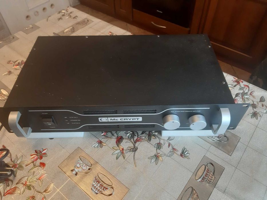 Wzmacniacz Mc CRYPT PA3000