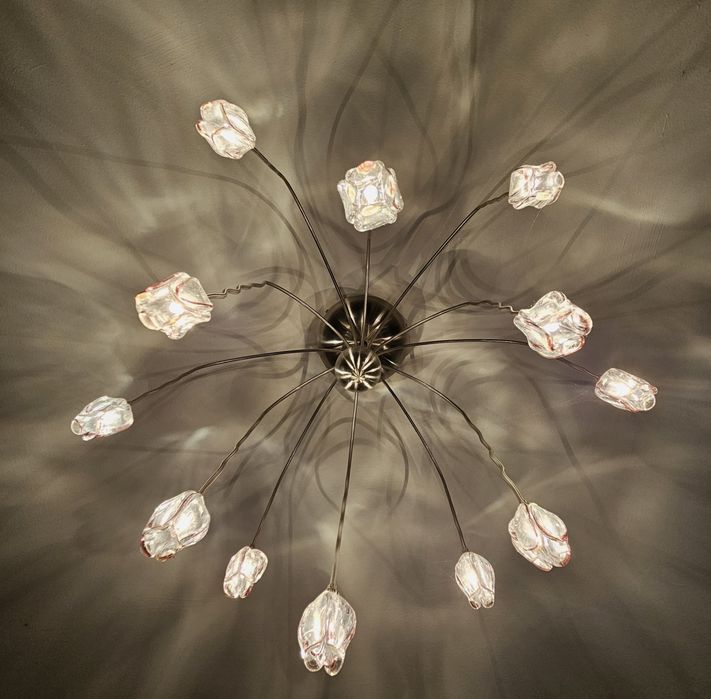 Lampa sufitowa - ozdobna.
