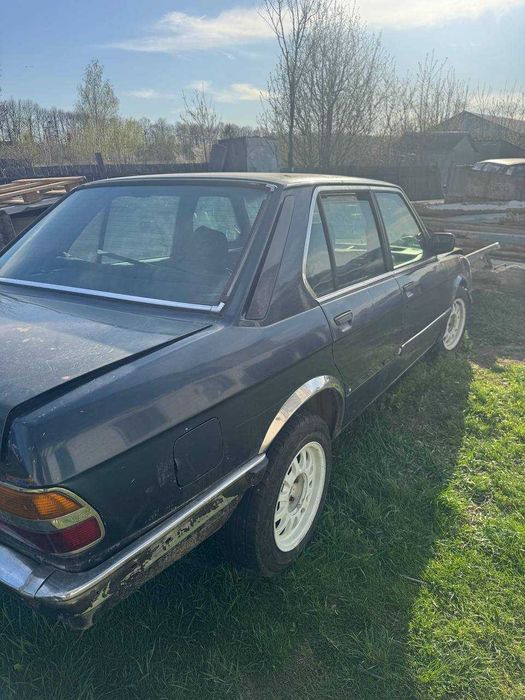BMW E28 2.4  турбо дизель на розбірку | Усі запчастини м21 м20 м10