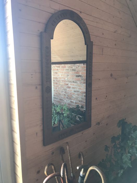 Дзеркало, дубова рамка