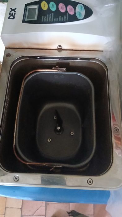 Продам хлебопечь б/у