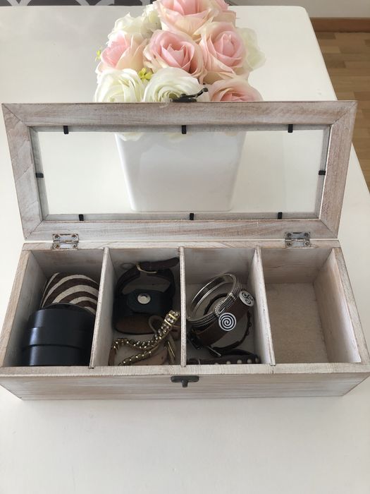 Caixa madeira decapé arrumação  joias bijuteria