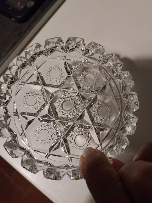 Taça para aperitivos antigas e lapidadas