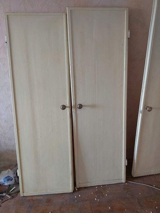 Продам двері  дерев'яні