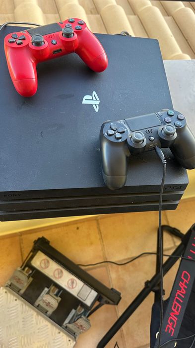 PlayStation 4 pro 1 TB