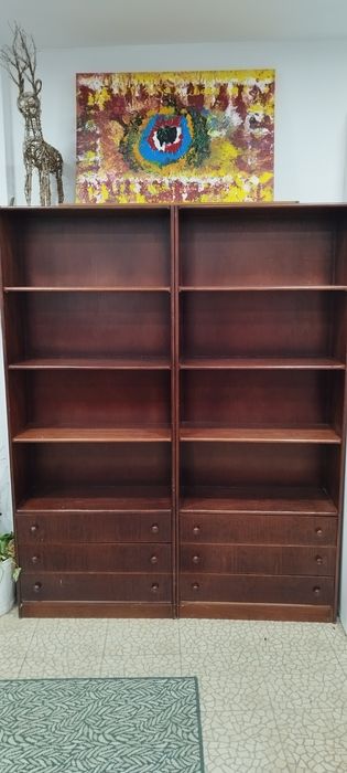Estante madeira bom estado
