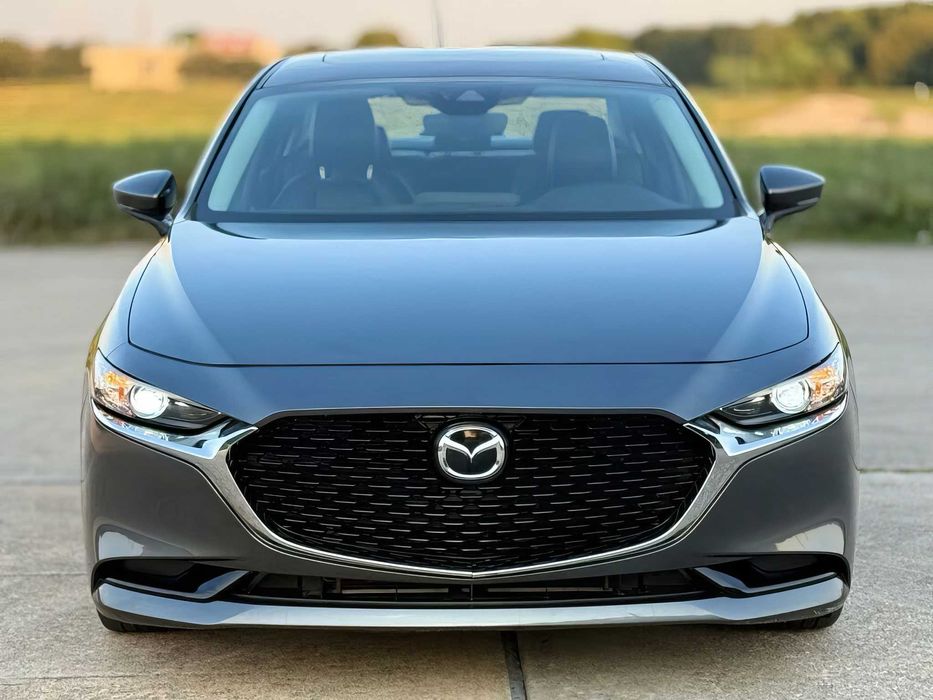 Mazda 3      2021