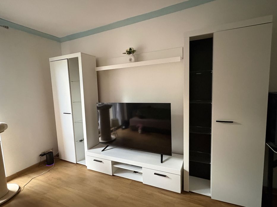 Regały do salonu
