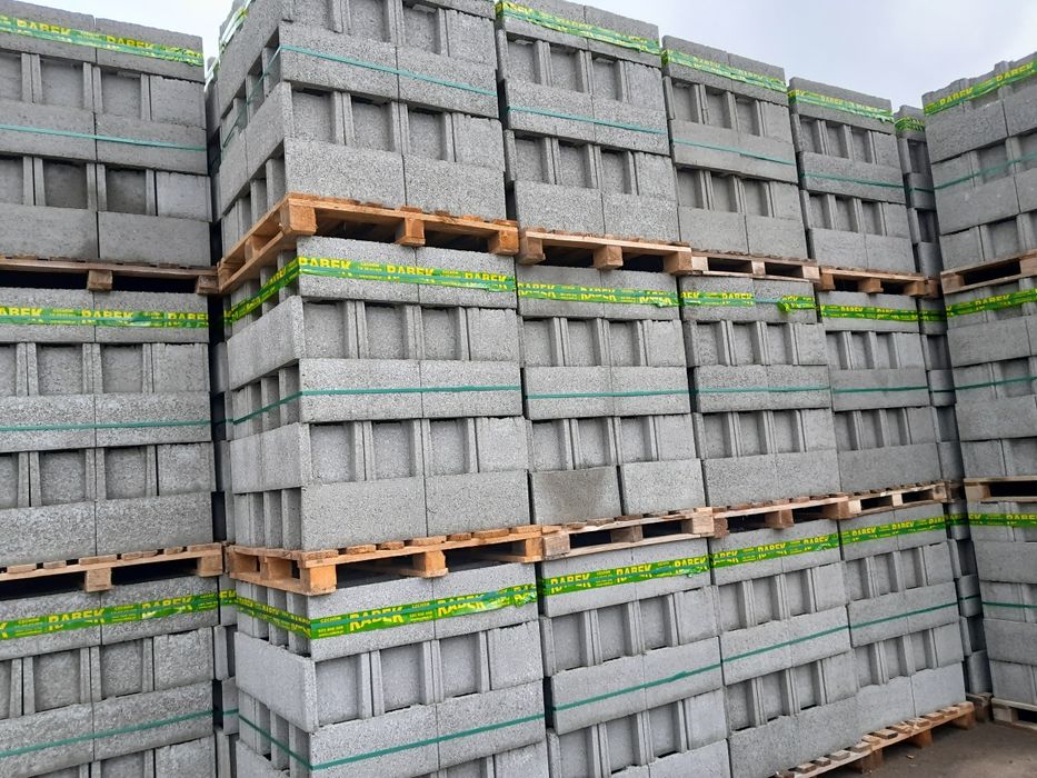 Pustaki szalunkowe  bloczki betonowe szalunki