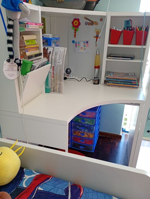 Secretária de canto  IKEA