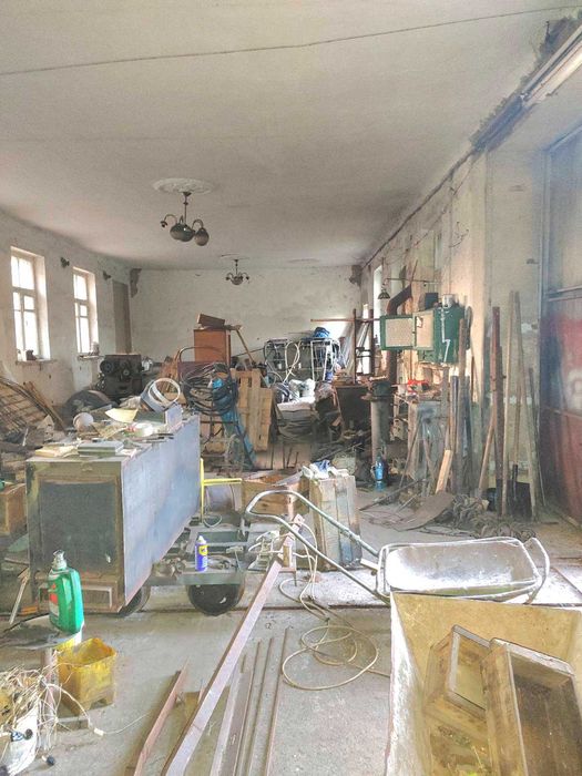 Продаж виробничо-комерційного приміщення в  (Багачеве).