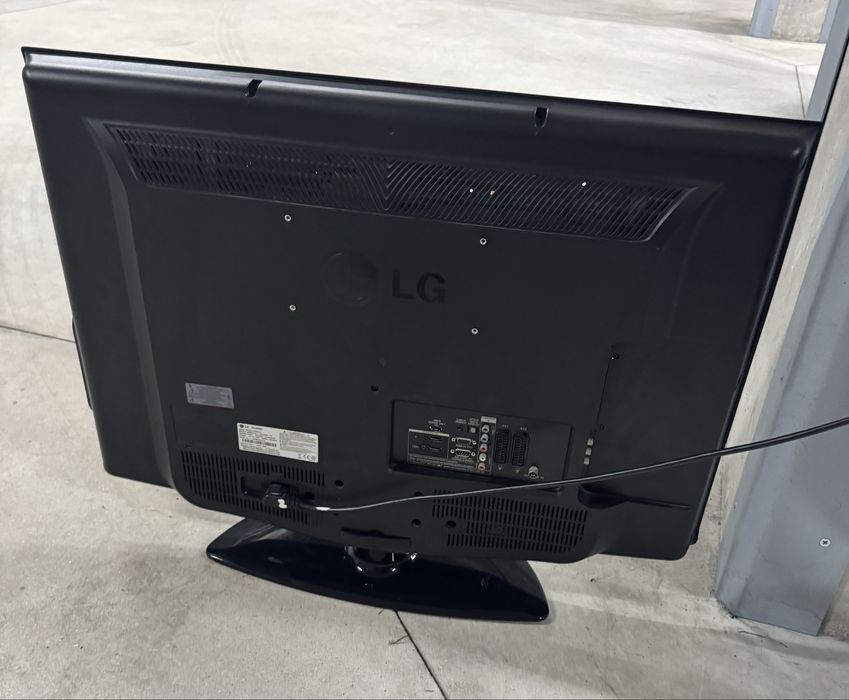 Vendo TV LG 32 Model 3000
