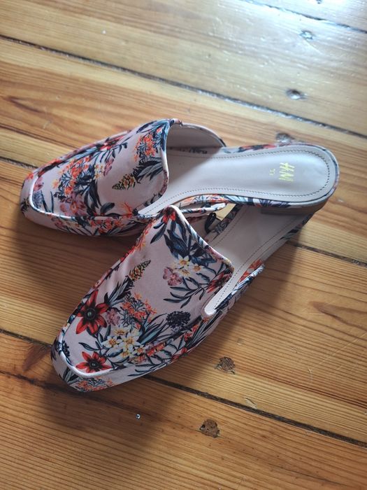 Klapki mule, w kwiaty, kolorowe, H&M, r. 39