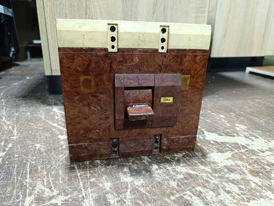 Автоматический выключатель ВА 52-39 / 400а, 500а, 630а