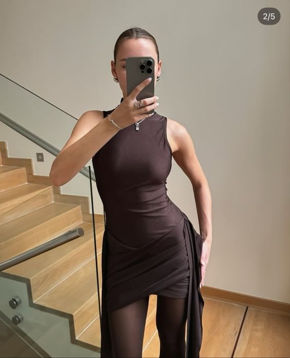 Трендова сукня 8th.space