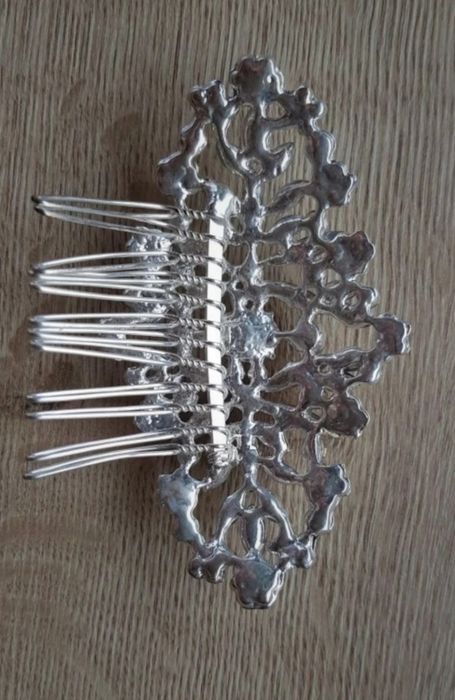 Ozdoba do włosów grzebyk