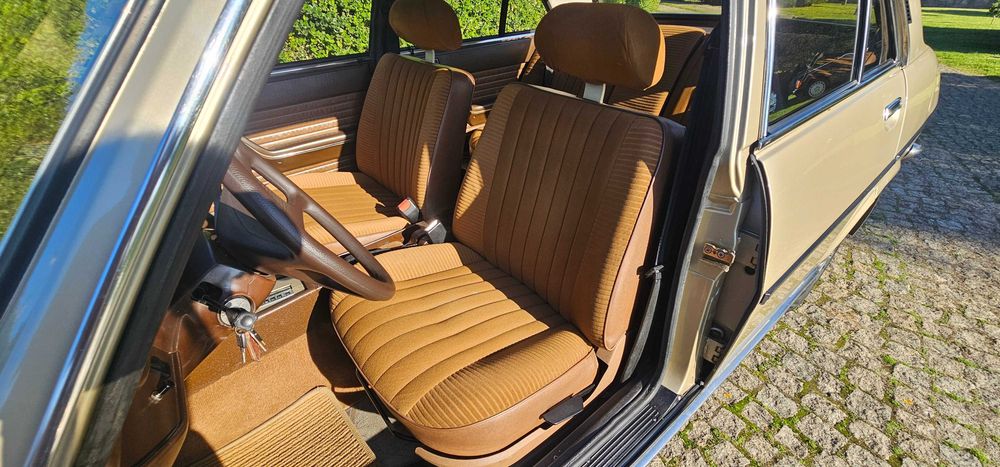 Peugeot 504 SR 1.8