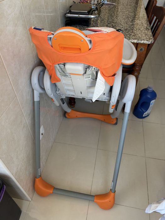 Cadeirinha de alimentação para bebe/criança Chicco