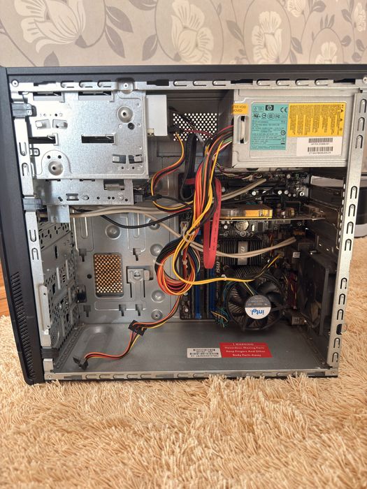 Computador Desktop HP - Ideal para Uso Basico