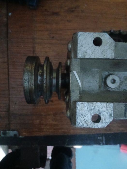 Продам редуктора у відмінному стані з ресурсного станка.