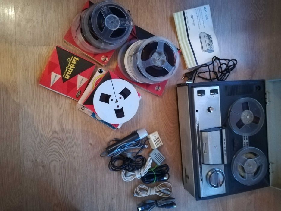 Magnetofon ZK-120 4 ścieżkowy ( przerobiony z 2 ścieżkowego) + akces.