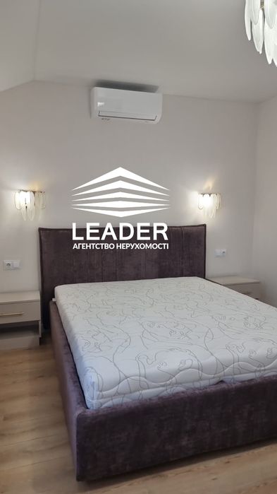 Продам таун!ДИЗАЙНЕРСЬКИЙ- СТИЛЬНИЙ!своя ділянка+парковка!Без Комісії