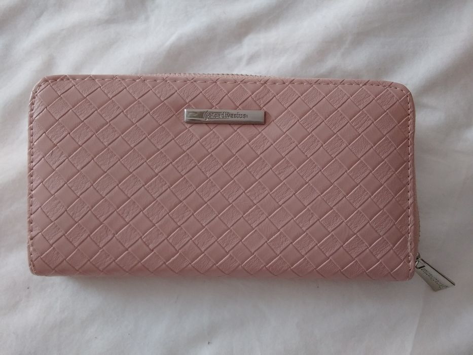 Carteira Stradivarius rosa claro