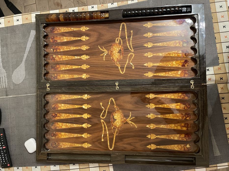 Нарди з бурштиновою аплікацією