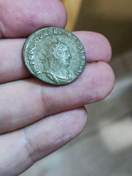 Moeda romana de Valeriano I (escassa e acima da média)