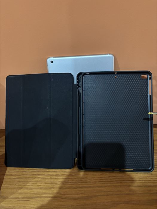iPad (5 geração) bom estado com capa