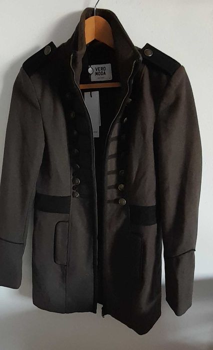 Casacos novos vero e Zara  moda