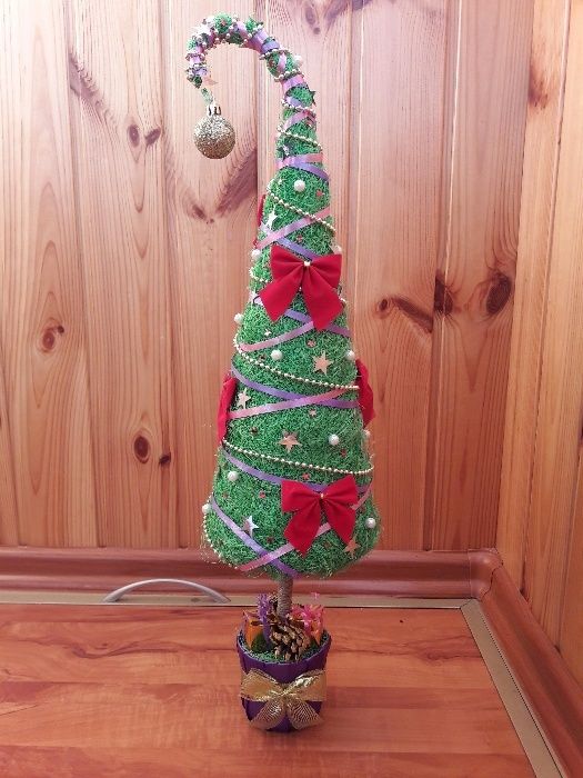 Елка топиарий