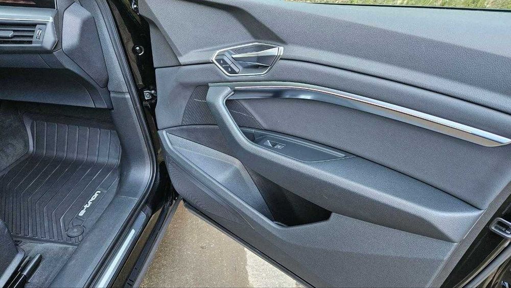 Audi e-tron 50 quattro