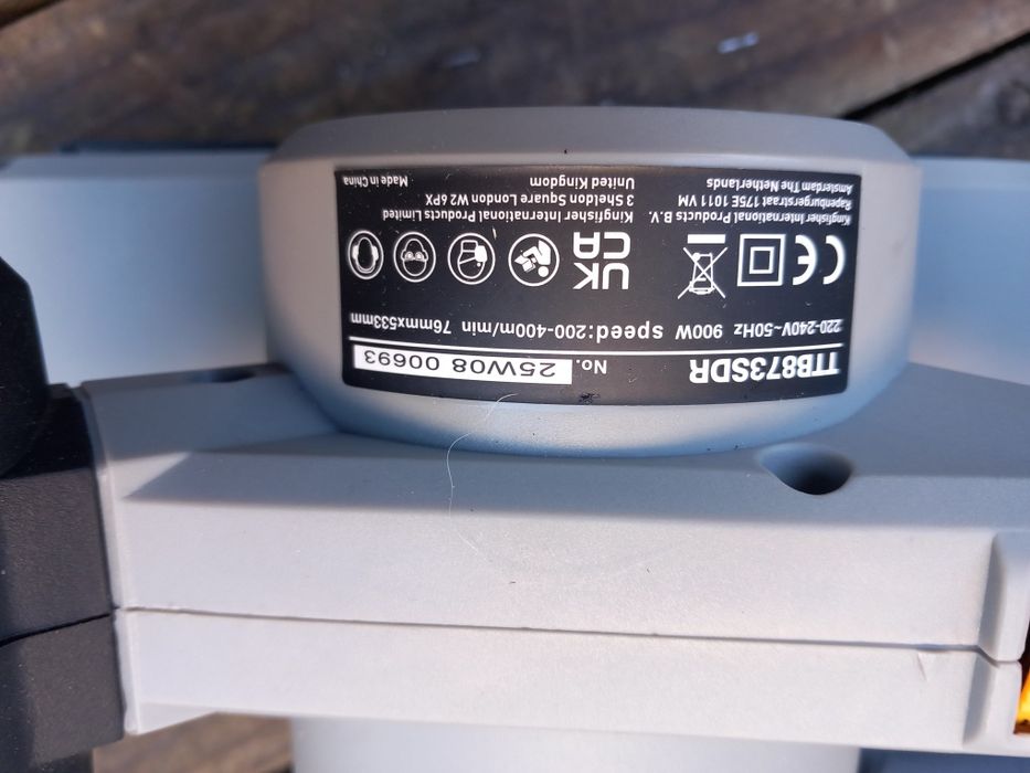 Titan elektryczna szlifierka taśmowa 240V