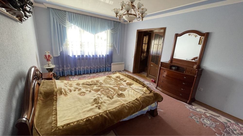 Продаж 16-ти кімнатного будинку, в с. Грушівка!