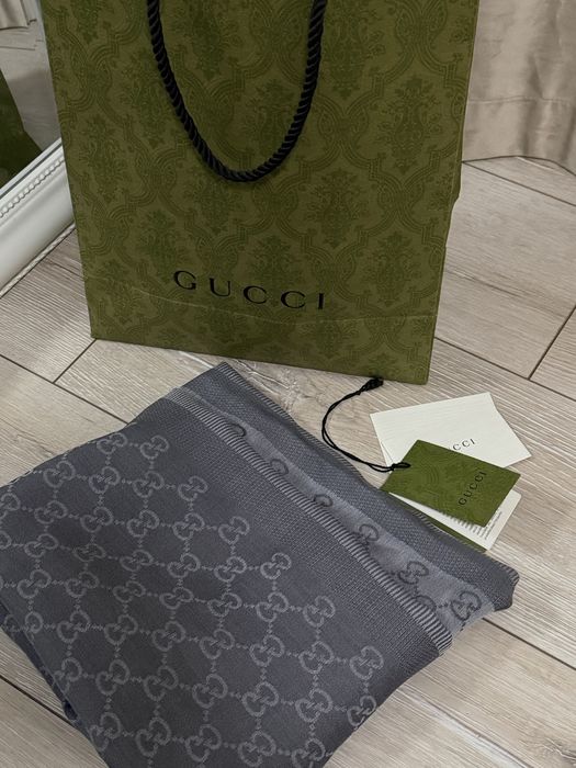 Серый платок шарф GUCCI оригинал из шерсти и шелка