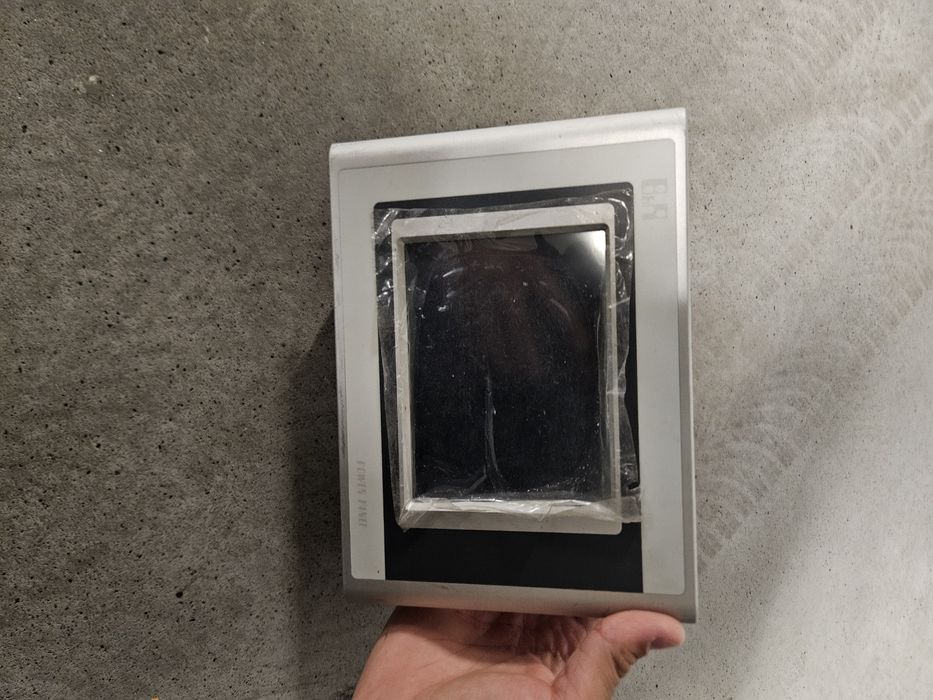 Panel HMI B&R Power Panel 4PP220.0571-65