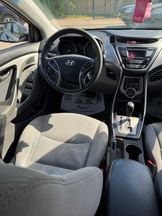 Продам Hyundai Elantra 2013 рік можлива розстрочка,кредит,обмін!