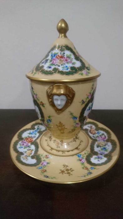 Porcelana Camile Le Tallec - Pote com tampa e Prato /Troco