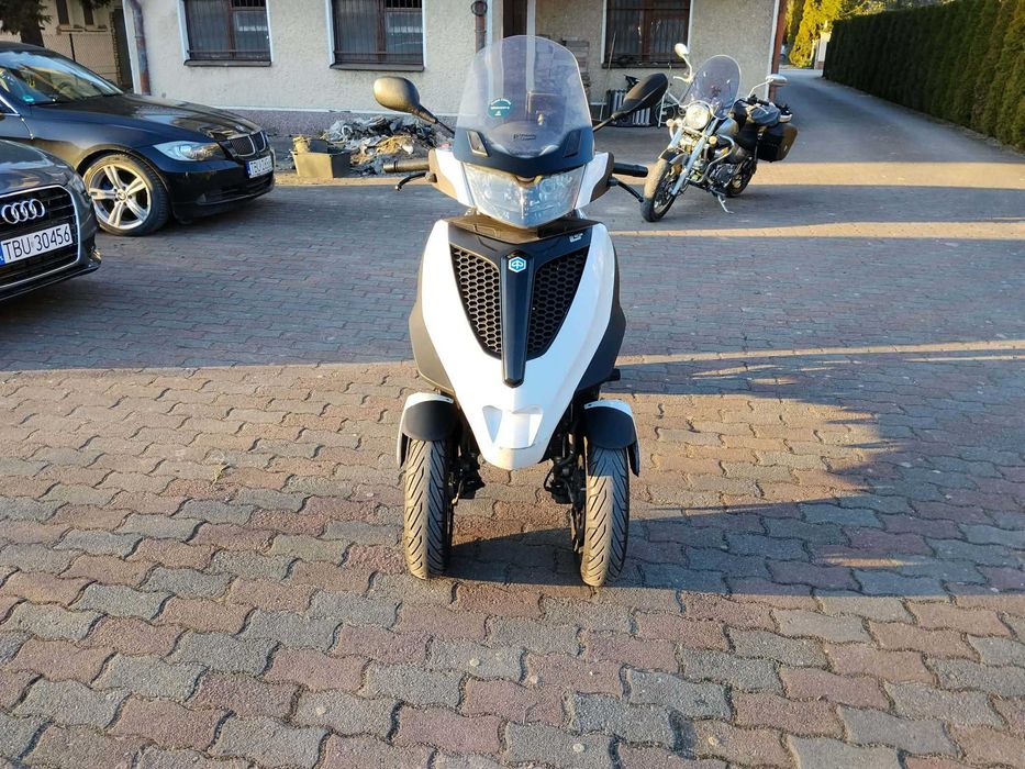 Piaggio MP3 300 Yourban 2015 mp-3 mp 3 kat b