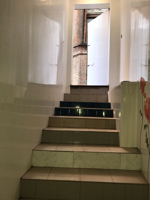 Продам не жилое помещение центр