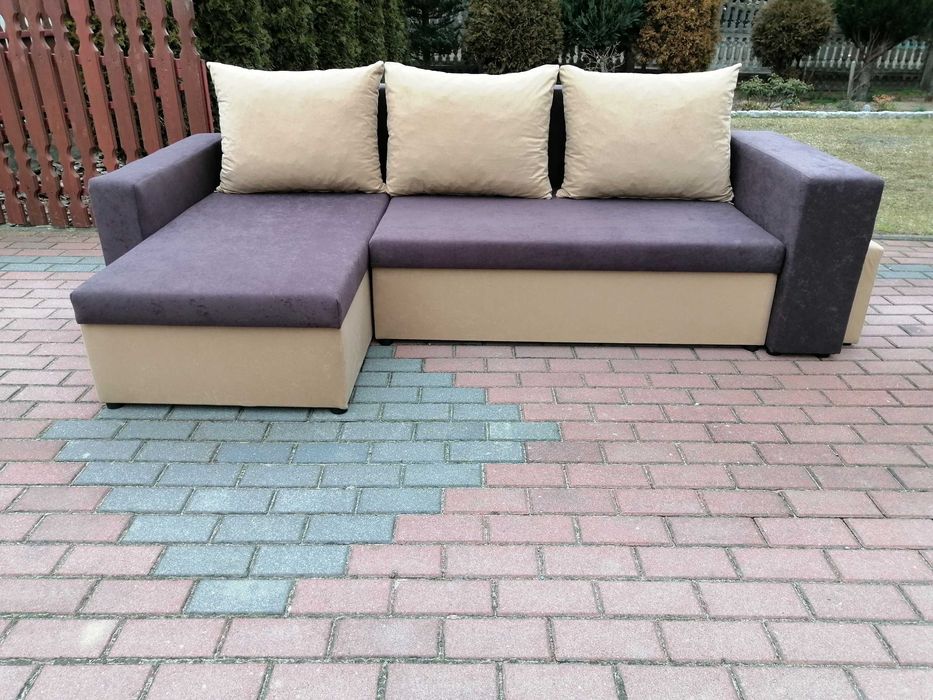 Narożnik GRAND z pufami w boczku. Kanapa od producenta