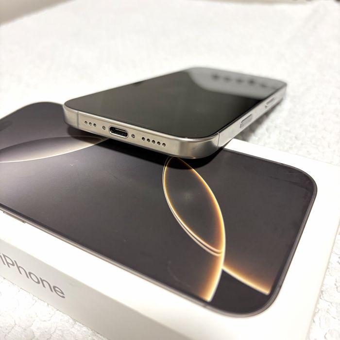 IPHONE 16 PRO - 128Gb - Titanium - Perfeito Estado