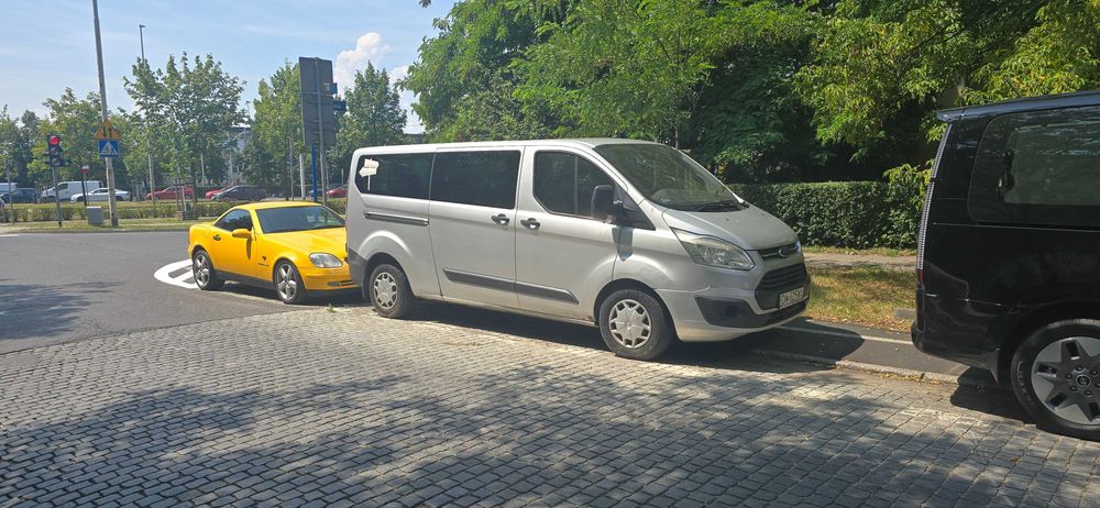 Ford Transit Custom 9 os.